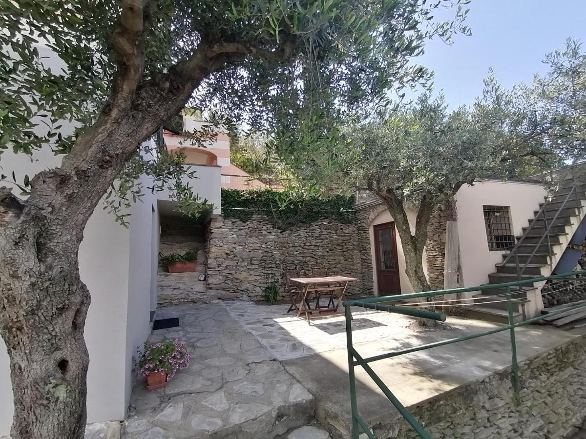 Alloggio Con Parcheggio E Vista - A Due Passi Dal Paradiso Camogli Exterior foto